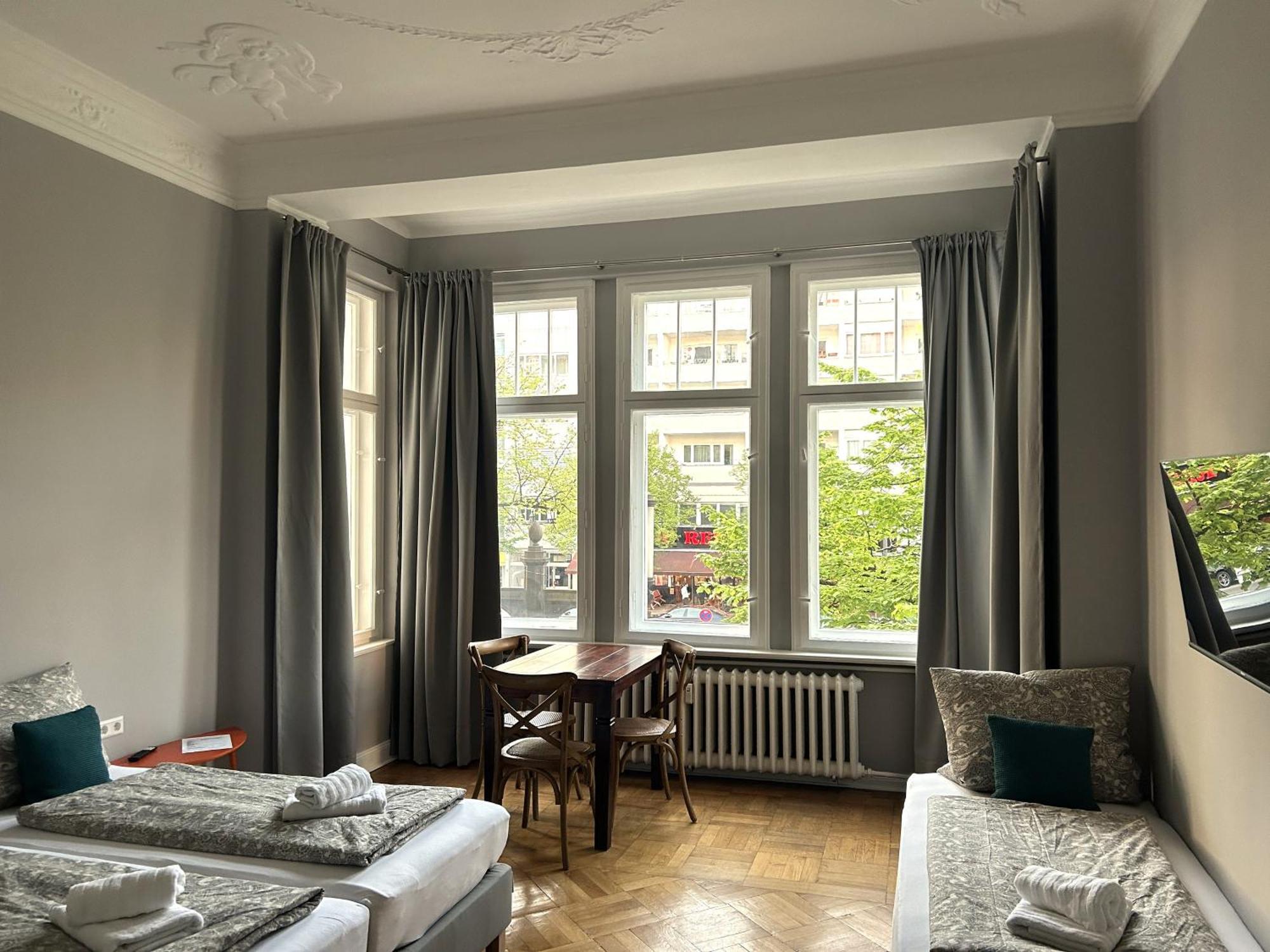 Bismarcks Berlin Apartment Exterior photo